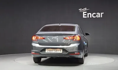Hyundai Avante 2019, 91253 км, за 7676.3 USD