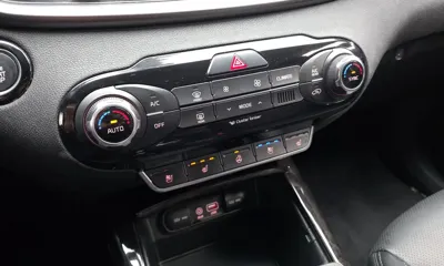 Kia Sorento 2015, 85453 км, за 8861.76 USD - фото 16