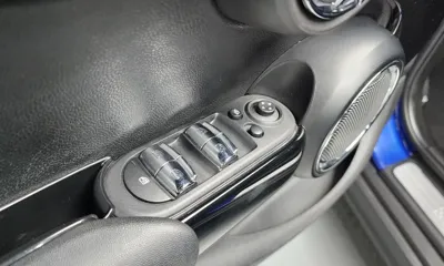 MINI Cooper 2020, 104687 км, за 10437.18 USD - фото 29