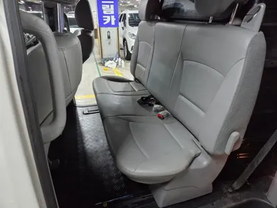 Hyundai Starex 2019, 37481 км, за 10938.12 USD - фото 14