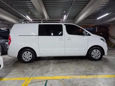 Hyundai Starex 2019, 37481 км, за 10938.12 USD - фото 19