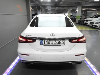 Mercedes-Benz E-Class 2021, 150621 км, за 18175.91 USD