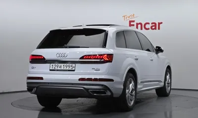 Audi Q7 2020, 70409 км, за 29402.04 USD