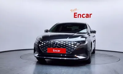 Hyundai Grandeur 2022, 66872 км, за 11766.27 USD