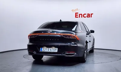 Hyundai Grandeur 2022, 66872 км, за 11766.27 USD