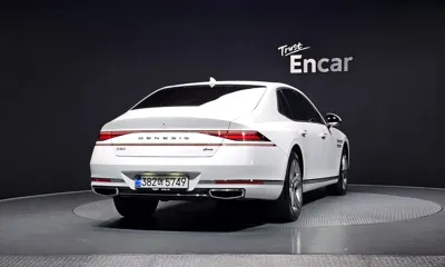 Genesis G90 2022, 65032 км, за 43681.01 USD