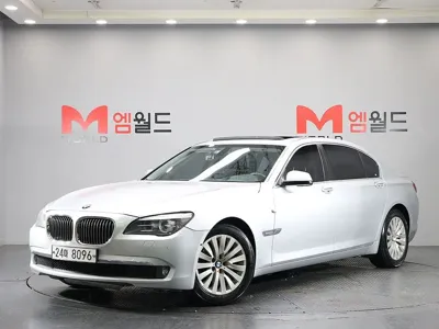 BMW 7-Series · 2009 год