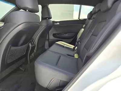 Kia Sportage 2019, 81683 км, за 10994.02 USD - фото 19