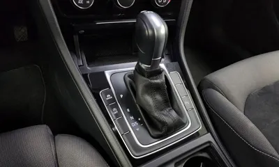 Volkswagen Golf 2015, 86801 км, за 6498.62 USD - фото 9