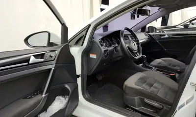 Volkswagen Golf 2015, 86801 км, за 6498.62 USD - фото 10