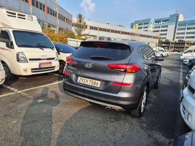 Hyundai Tucson 2019, 86097 км, за 9446.26 USD - фото 12