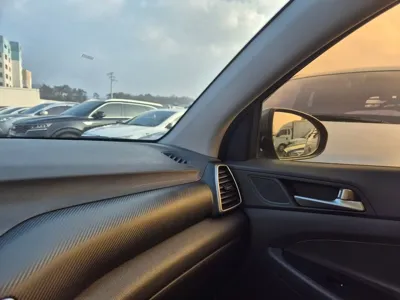 Hyundai Tucson 2019, 86097 км, за 9446.26 USD - фото 20