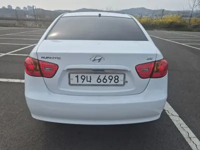 Hyundai Avante 2008, 112000 км, за 1563.52 USD