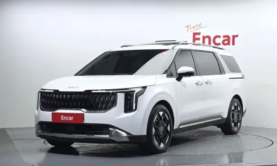 Kia Canival · 2025 год