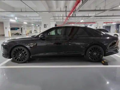 Hyundai Grandeur 2024, 40000 км, за 11397.42 USD