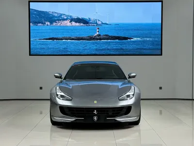 Ferrari GTC4Lusso 2019, 16000 км, за 366522.86 USD
