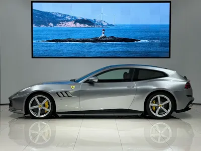 Ferrari GTC4Lusso 2019, 16000 км, за 366522.86 USD