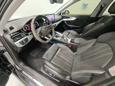 Audi A4L 2021, 52000 км, за 15010.61 USD