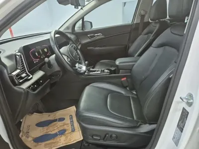 Kia Sportage 2023, 46394 км, за 14469.77 USD - фото 11