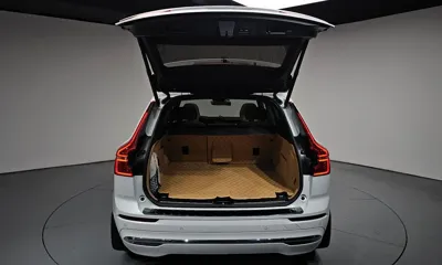 Volvo XC60 2023, 52774 км, за 28338.78 USD - фото 37