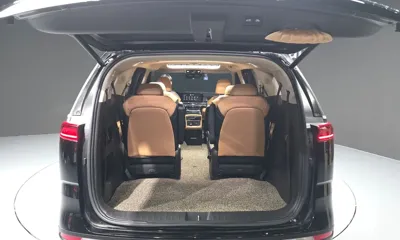 Kia Canival 2021, 72704 км, за 18232.72 USD - фото 20