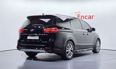 Kia Canival 2019, 136522 км, за 10510.32 USD