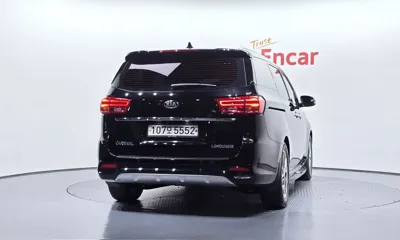 Kia Canival 2019, 136522 км, за 10510.32 USD
