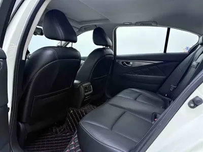 Infiniti Q50L 2017, 75000 км, за 7776.51 USD - фото 19