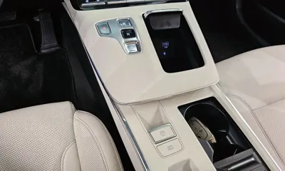 Hyundai Grandeur 2022, 66612 км, за 18605.27 USD - фото 9