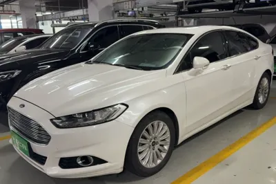 Ford Mondeo · 2013 год