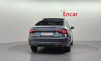 Volkswagen Jetta 2021, 21703 км, за 24028.12 USD