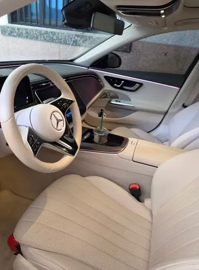 Mercedes-Benz E-Class 2025, 23800 км, за 47454.97 USD