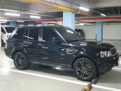 Land Rover Range Rover Sport 2011, 105500 км, за 10174.61 USD
