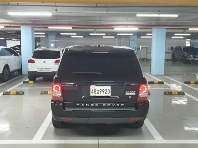 Land Rover Range Rover Sport 2011, 105500 км, за 10174.61 USD