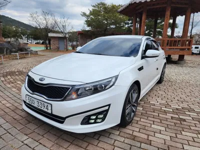 Kia K5 2014, 178000 км, за 3503.44 USD