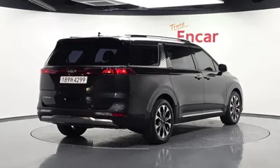 Kia Canival 2023, 73053 км, за 17524.44 USD