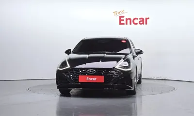 Hyundai Sonata 2022, 102850 км, за 13325.46 USD