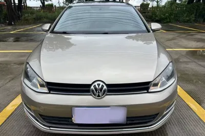 Volkswagen Golf 2016, 149200 км, за 7138 USD