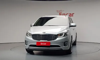 Kia Canival 2017, 113392 км, за 6840.39 USD