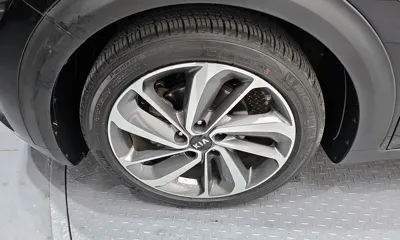 Kia Niro 2017, 14813 км, за 11430.46 USD