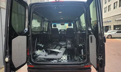 Mercedes-Benz Sprinter 2021, 126 км, за 48232.57 USD