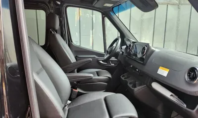Mercedes-Benz Sprinter 2021, 126 км, за 48232.57 USD - фото 11