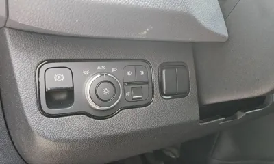 Mercedes-Benz Sprinter 2021, 126 км, за 48232.57 USD - фото 14