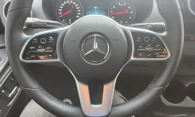 Mercedes-Benz Sprinter 2021, 126 км, за 48232.57 USD - фото 19