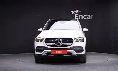 Mercedes-Benz GLE-Class 2023, 50456 км, за 54293.72 USD - фото 3