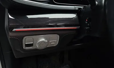 Mercedes-Benz GLE-Class 2023, 50456 км, за 54293.72 USD - фото 35