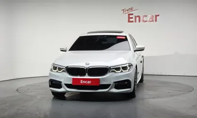BMW 5-Series 2018, 72732 км, за 18830.52 USD
