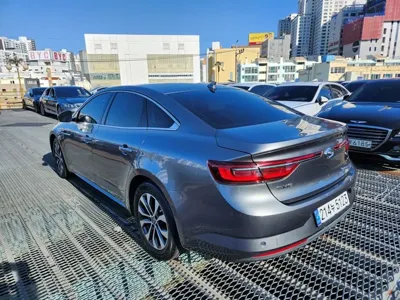 Renault-KoreaSamsung SM6 2022, 87900 км, за 7201.85 USD