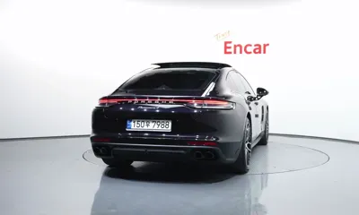 Porsche Panamera 2023, 63204 км, за 77458.32 USD