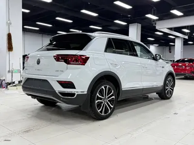 Volkswagen T-Roc 2022, 36000 км, за 16201.99 USD